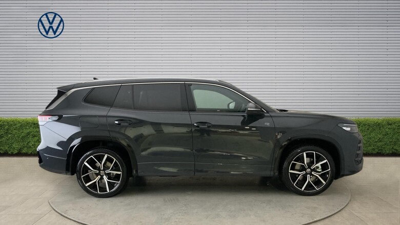 Volkswagen Tayron 2.0 TDI R-Line 5dr DSG7 [7 Seat] Diesel Estate